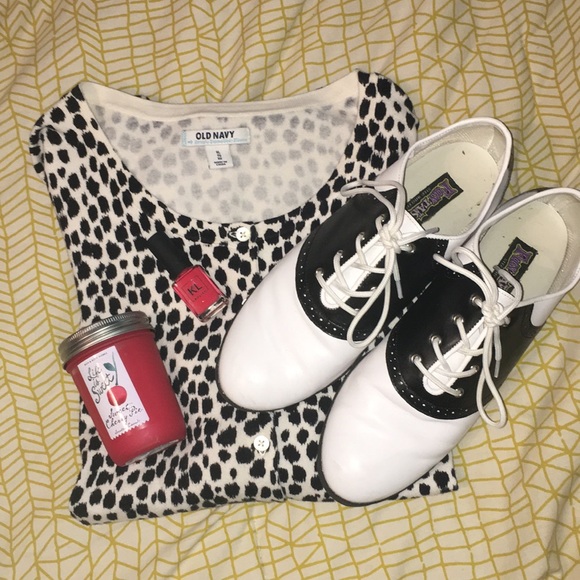 Old Navy Sweaters - Old Navy XL Dotted Black and White Cardigan